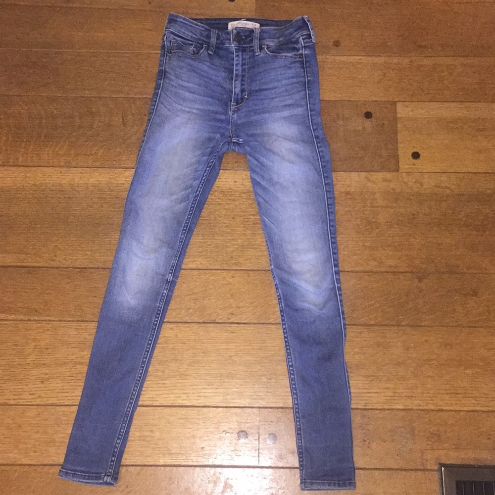 Abercrombie and Fitch Super Skinny Jeans